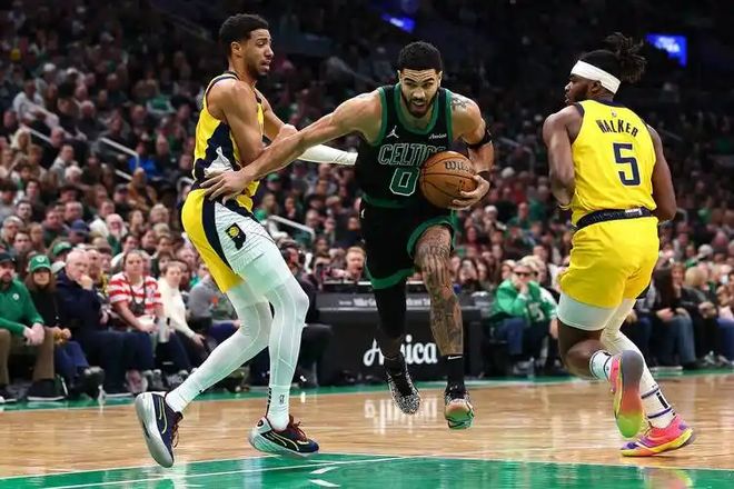 塔图姆在热火比赛中出色发挥，比赛规则变更引发热议！