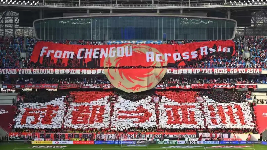 成都蓉城发布备战花絮,赛前遗憾出局,全明星赛任务艰巨,年轻球员得到机会 成都蓉城发布备战花絮,赛前遗憾出局,全明星赛任务艰巨,年轻球员得到机会