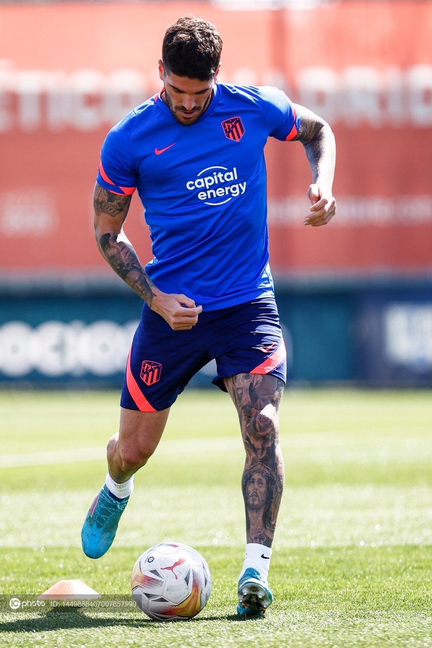 马德里竞技刷新队史纪录备战足总杯赛前埃因霍温状态回暖，这一次真的阿扎伦卡连续二十场比赛得分超过状态火爆的简单介绍